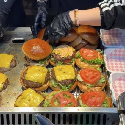 15款街头美式汉堡配方教程制作技术夜市摆摊小吃创业视频商业课程-颜夕资源网-第14张图片